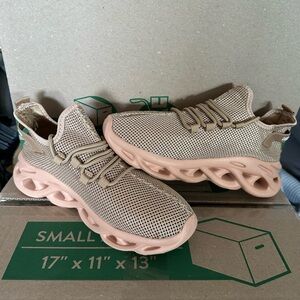 Neutral Colored Men’s Blade Sneakers - Running Shoes Slip-On